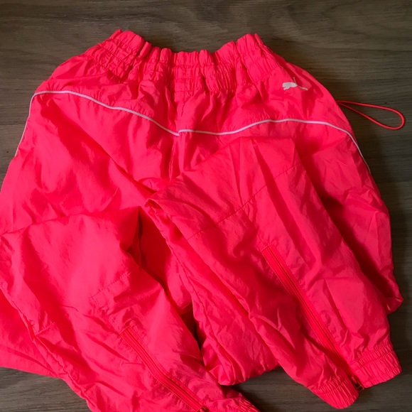 Peach Puma Workout Sweats Joggers - Picture 5 of 5